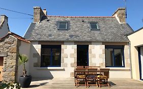 Ker Moumousse - Maison Bretonne, Elegante, Conviviale, 5 Min Plage